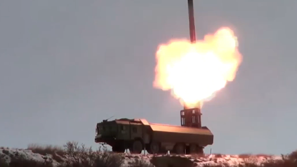 Publican el vídeo del lanzamiento del misil supersónico ruso Onix - Sputnik Mundo