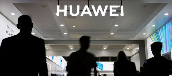 El logo de Huawei  - Sputnik Mundo