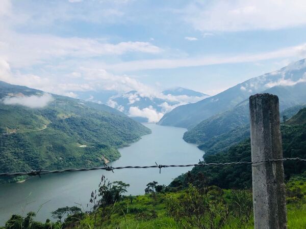 La hidroeléctrica más grande de Colombia está desplazando (y matando) gente La hidroeléctrica más grande de Colombia está desplazando (y matando) gente - Sputnik Mundo