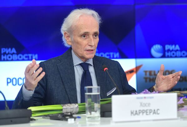 José Carreras se despide de Moscú ante 6.000 espectadores José Carreras se despide de Moscú ante 6.000 espectadores - Sputnik Mundo