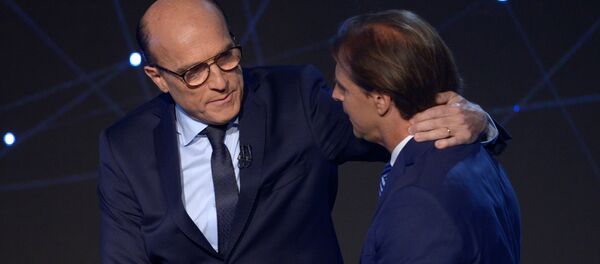 Los dos candidatos principales para las elecciones en Uruguay, Daniel Martínez y Luis Lacalle - Sputnik Mundo