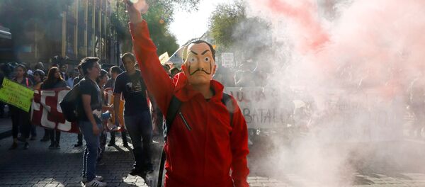 Manifestantes en México - Sputnik Mundo