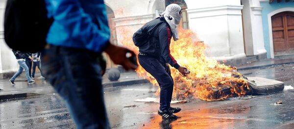 Los manifestantes en Ecuador - Sputnik Mundo