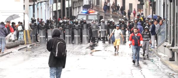 Protestas masivas en Ecuador contra las medidas económicas del Gobierno - Sputnik Mundo