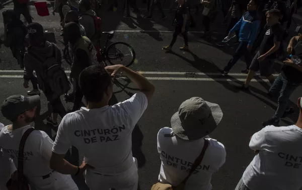 Manifestación en Ciudad de México al cumplirse 51 años de la masacre en Tlatelolco contra el movimiento estudiantil de 1968 Manifestación en Ciudad de México al cumplirse 51 años de la masacre en Tlatelolco contra el movimiento estudiantil de 1968 - Sputnik Mundo