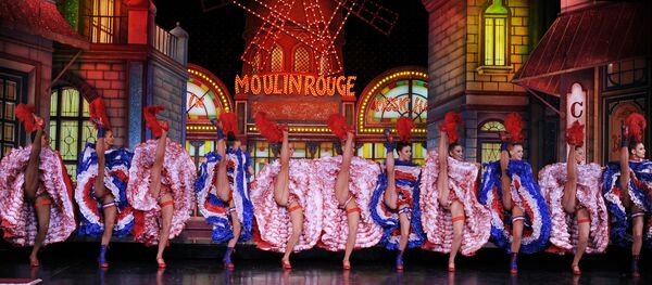 Moulin Rouge 2010 - Sputnik Mundo