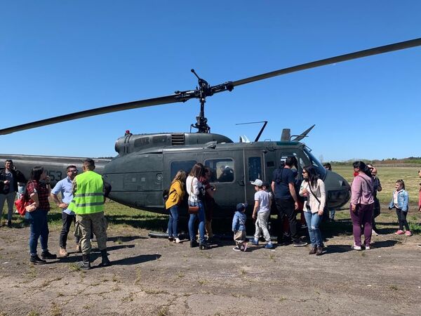 Bell UH-1H: te contamos cómo es volar en el helicóptero más usado del mundo (fotos, vídeos) Bell UH-1H: te contamos cómo es volar en el helicóptero más usado del mundo (fotos, vídeos) - Sputnik Mundo