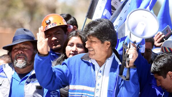 Evo Morales durante su campaña electoral Evo Morales durante su campaña electoral - Sputnik Mundo