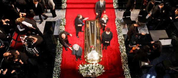 Homenaje del cantante José José en el Palacio de Bellas Artes - Sputnik Mundo
