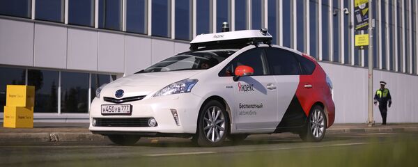 El taxi robótico de Yandex - Sputnik Mundo