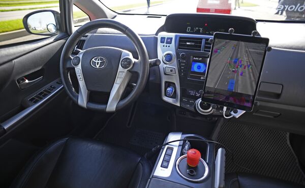 El taxi robótico de Yandex, a la conquista de las megalópolis del mundo (vídeo) - Sputnik Mundo