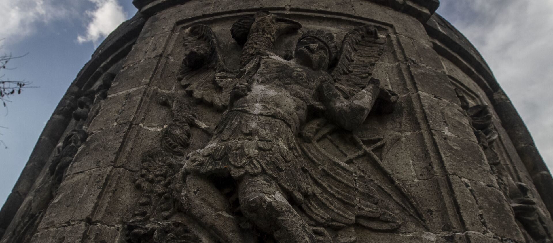 Restos de la Ermita dedicada a San Hipólito mandada hacer por Hernán Cortes dedicada a los españoles muertos en la Noche Triste Restos de la Ermita dedicada a San Hipólito mandada hacer por Hernán Cortes dedicada a los españoles muertos en la Noche Triste - Sputnik Mundo, 1920, 30.06.2020