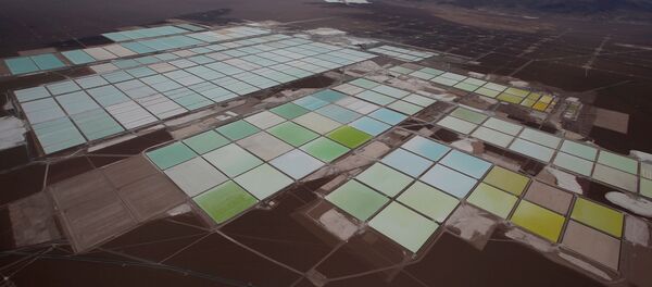 Piscinas de litio de SQM en Atacama, Chile - Sputnik Mundo