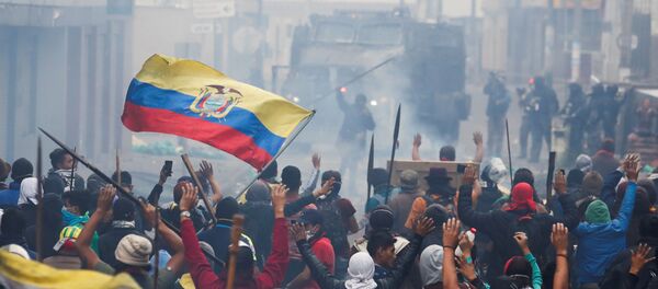 Las protestas en Ecuador - Sputnik Mundo