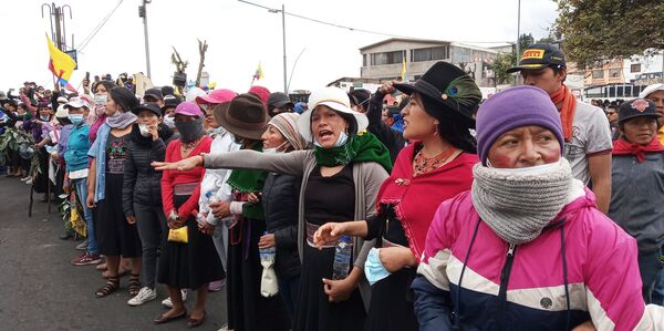 En Ecuador, otro día de movilizaciones con violencia y sin respuestas - Sputnik Mundo