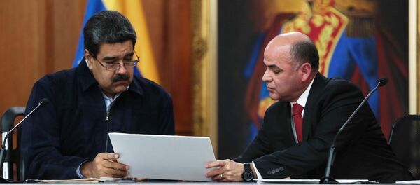 Presidente de Venezuela, Nicolás Maduro, y ministro de Petróleo venezolano, Manuel Quevedo - Sputnik Mundo