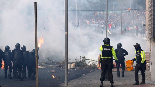 Las protestas en Ecuador - Sputnik Mundo