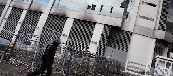 La Contraloría General de Ecuador afectada por un incendio - Sputnik Mundo