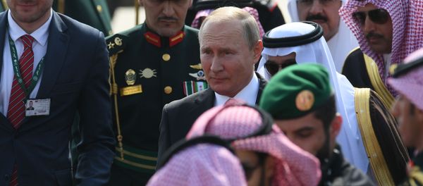 Vladímir Putin, presidente de Rusia durante su visita a Arabia Saudí Vladímir Putin, presidente de Rusia durante su visita a Arabia Saudí - Sputnik Mundo