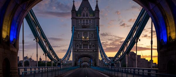 El Puente de la Torre en Londres El Puente de la Torre en Londres - Sputnik Mundo