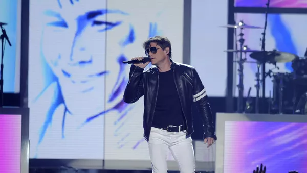 Morten Harket, cantante de la banda noruega A-ha, durante un concierto en 2013 - Sputnik Mundo