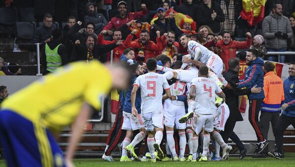 Victoria de la selección de España ante Suecia en el Friends Arena de Estocolmo, el 16 de octubre de 2019 - Sputnik Mundo