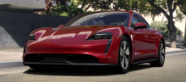 Un modelo del Taycan 4S desarrollado por el fabricante alemán Porsche - Sputnik Mundo