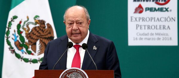 Carlos Romero Deschamps, exlíder nacional del Sindicato de Trabajadores Petroleros de la República Mexicana Carlos Romero Deschamps, exlíder nacional del Sindicato de Trabajadores Petroleros de la República Mexicana - Sputnik Mundo