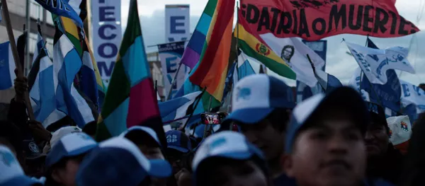 Los partidarios del presidente de Bolivia, Evo Morales Los partidarios del presidente de Bolivia, Evo Morales - Sputnik Mundo