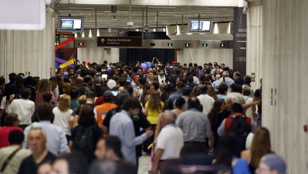 El metro de Santiago, foto de archivo - Sputnik Mundo