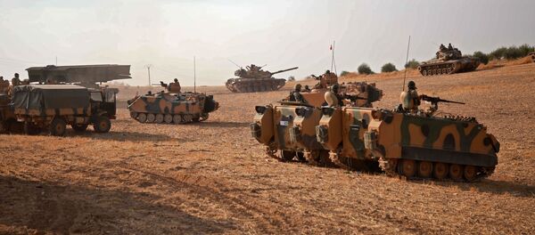 Vehículos militares turcos - Sputnik Mundo