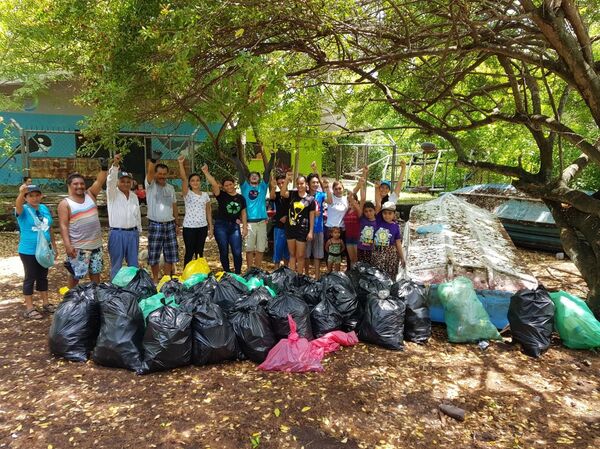 Limpiar playas y espacios públicos: una movida que gana adeptos en el mundo - Sputnik Mundo