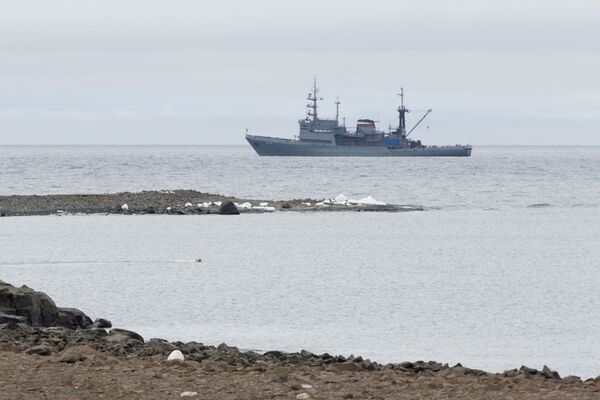 Pioneros rusos descubren nuevas tierras en un lugar remoto del planeta - Sputnik Mundo