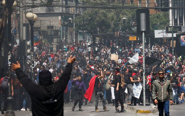 Protestas en Chile - Sputnik Mundo