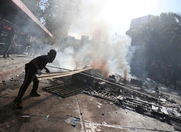 Manifestaciones en Chile: más de diez muertes y cientos de heridos - Sputnik Mundo