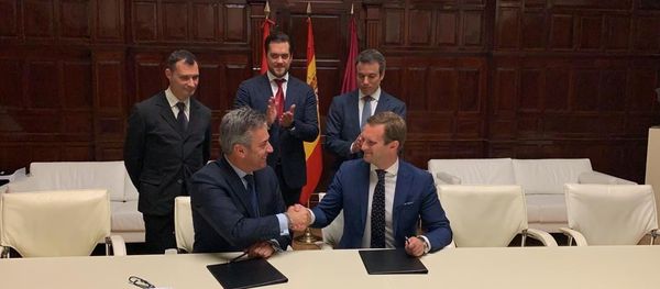 Memorando de entendimiento entre zoológicos de Moscú y Madrid Memorando de entendimiento entre zoológicos de Moscú y Madrid - Sputnik Mundo