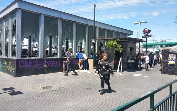 Protestas en Santiago, Chile - Sputnik Mundo