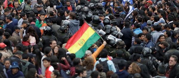 Una manifestación en La Paz tras las elecciones generales en Bolivia Una manifestación en La Paz tras las elecciones generales en Bolivia - Sputnik Mundo