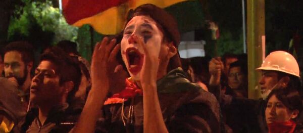 Los estudiantes protestan contra los resultados de las elecciones en Bolivia - Sputnik Mundo