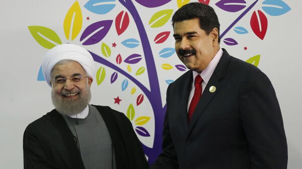 El presidente de Irán, Hasán Rouhaní junto al presidente de Venezuela, Nicolás Maduro El presidente de Irán, Hasán Rouhaní junto al presidente de Venezuela, Nicolás Maduro - Sputnik Mundo