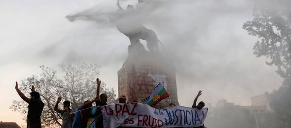 Las protestas en Chile - Sputnik Mundo