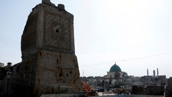 La mezquita al-Nouri en Mosul, Irak, donde Abu Bakr Bagdadi proclamó un califato islámico - Sputnik Mundo