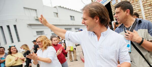 Luis Lacalle Pou, candidato por el Partido Nacional en las elecciones generales de Uruguay - Sputnik Mundo