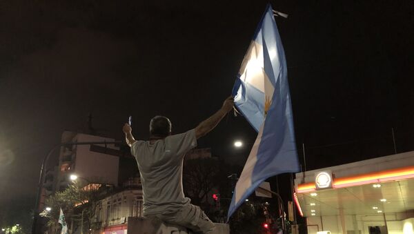 Los argentinos celebran la victoria electoral de Alberto Fernández - Sputnik Mundo