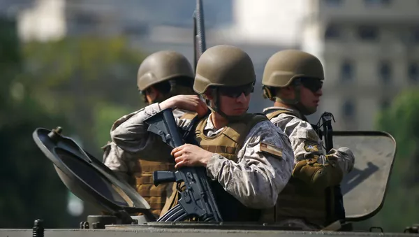 Militares chilenos en Santiago - Sputnik Mundo