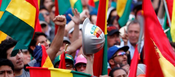 Una manifestación opositora en La Paz, Bolivia - Sputnik Mundo