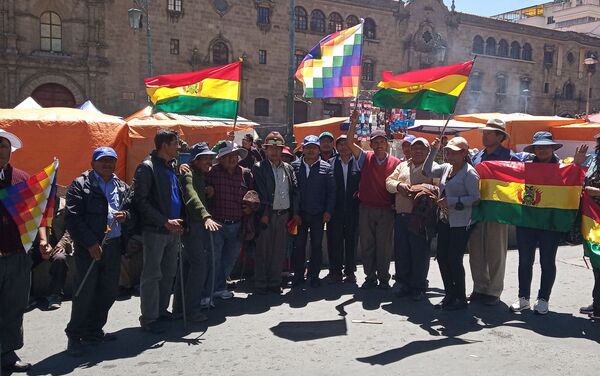 Respaldo popular al presidente Evo Morales en La Paz Respaldo popular al presidente Evo Morales en La Paz - Sputnik Mundo