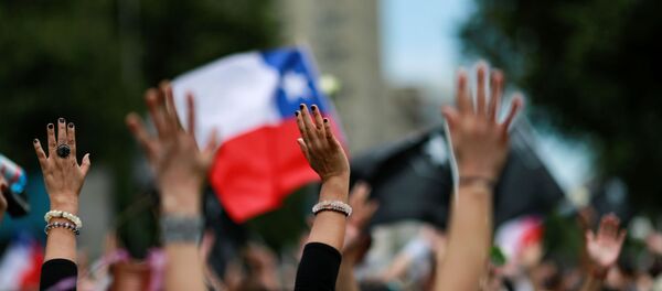 Las protestas en Chile - Sputnik Mundo