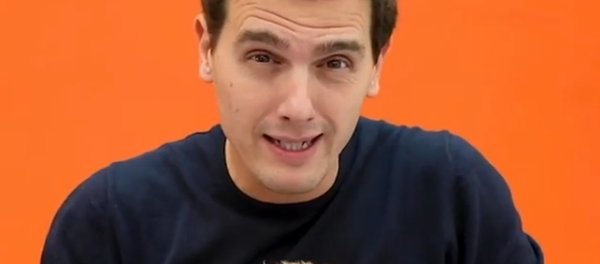 Albert Rivera, político español, durante un vídeo de camapaña para las elecciones generales de 2019 Albert Rivera, político español, durante un vídeo de camapaña para las elecciones generales de 2019 - Sputnik Mundo