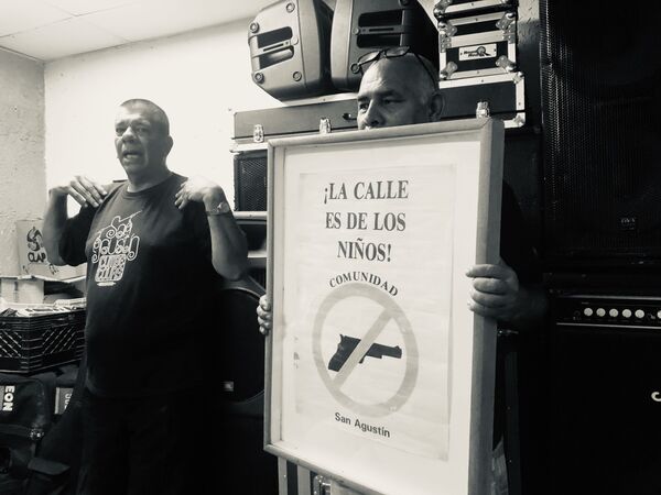 El cuartel escondido en las alturas de Caracas y su noche de salsa El cuartel escondido en las alturas de Caracas y su noche de salsa - Sputnik Mundo